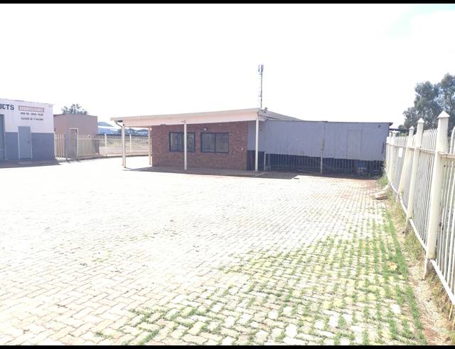 1,400M² FACTORY FOR SALE IN KLERKSOORD